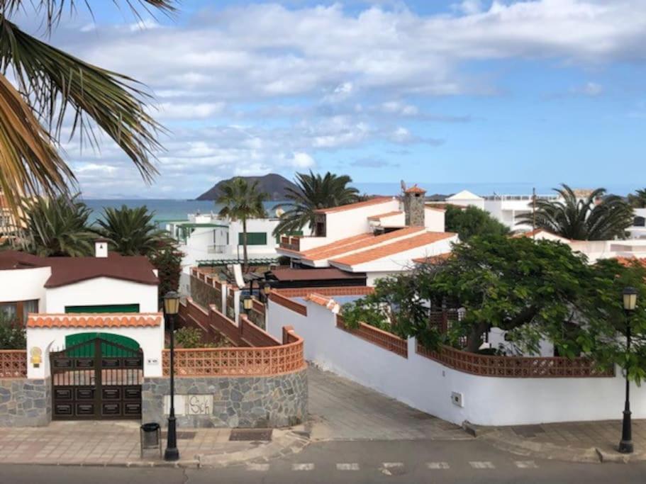 Duplex Independiente En Grandes Playas Corralejo Exterior foto
